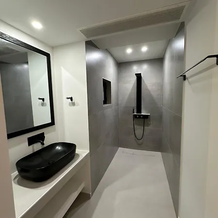 Apartment Astrolithos Gazi