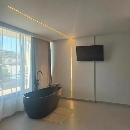 Astrolithos Gazi Apartment *
